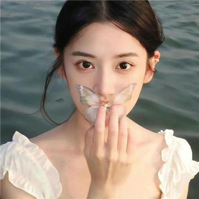 首次亮相